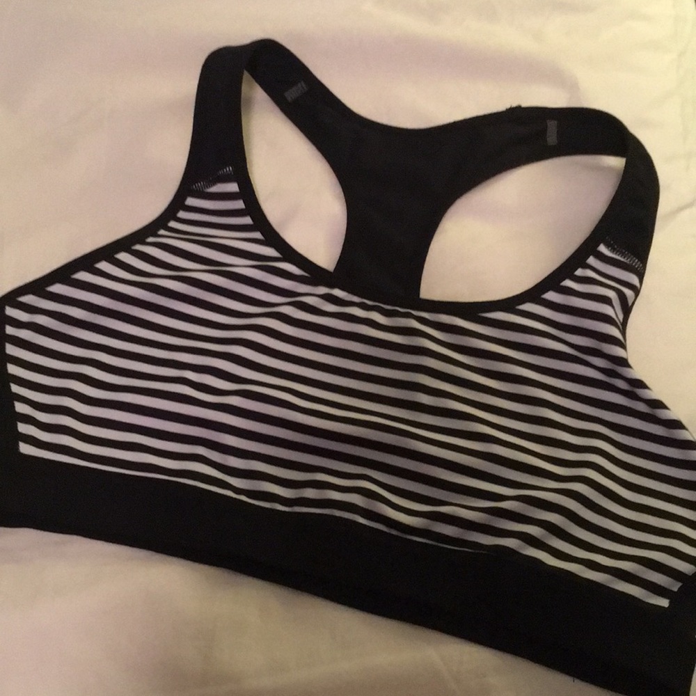 CHAMPION Sports Bra NWOT